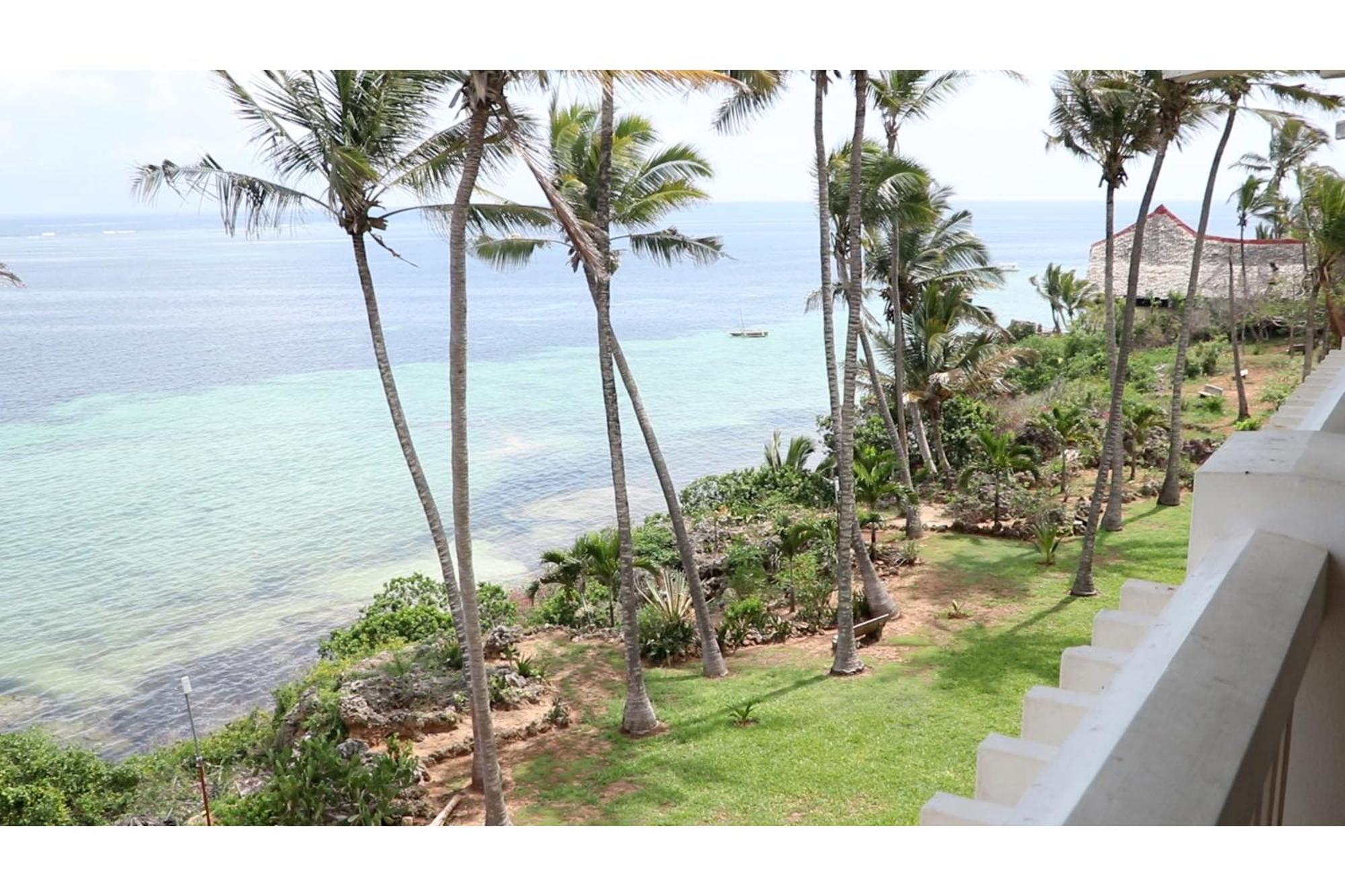 Mombasa Beach Hotel Exterior photo
